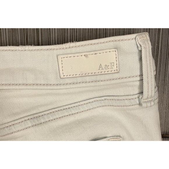 Abercrombie & Fitch Womens White Washed Blue Skinny Jeans Size 28/6 - Picture 7 of 7